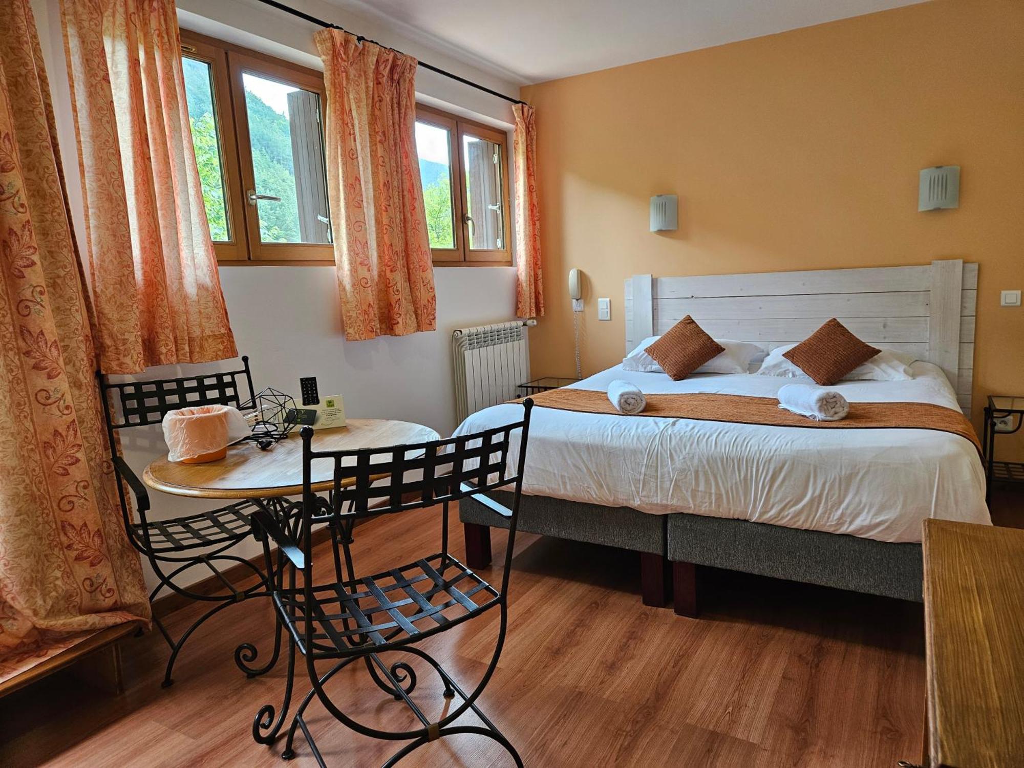Hotel Le Mont Barral Creyers Eksteriør billede